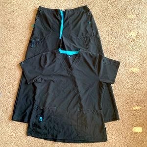 Black Carhartt Scrub Set